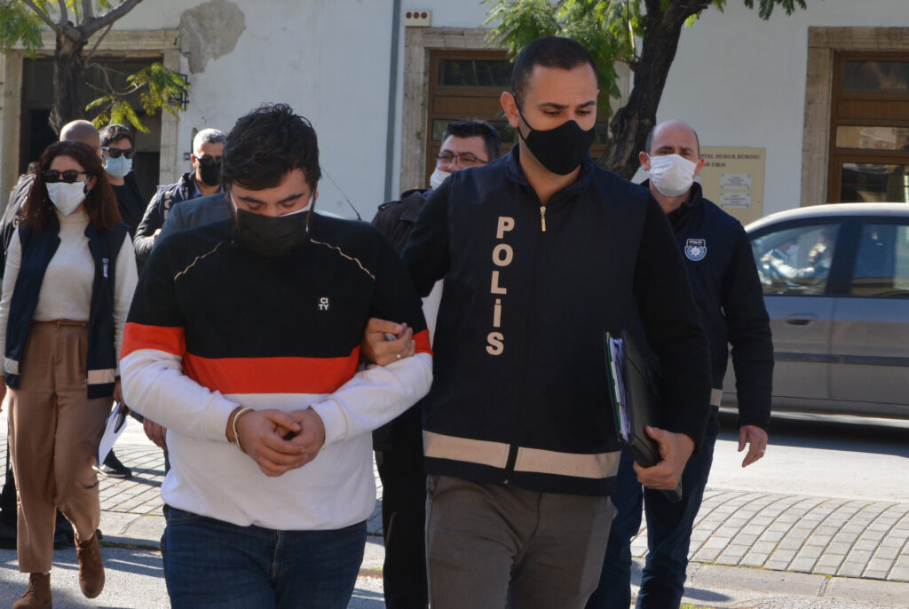 Kira borcunu alamayınca darp etti