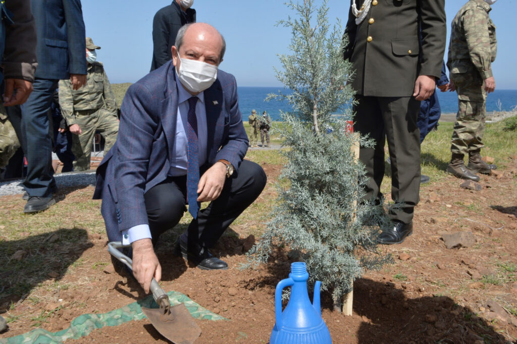 Tatar, Erenköy’de fidan dikim etkinliğine katıldı