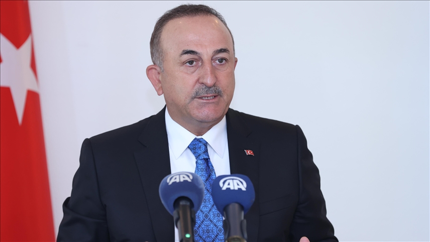 Çavuşoğlu: “S-400’lerin satın alındığını ve bu işin bittiğini bir kere daha söyledik”