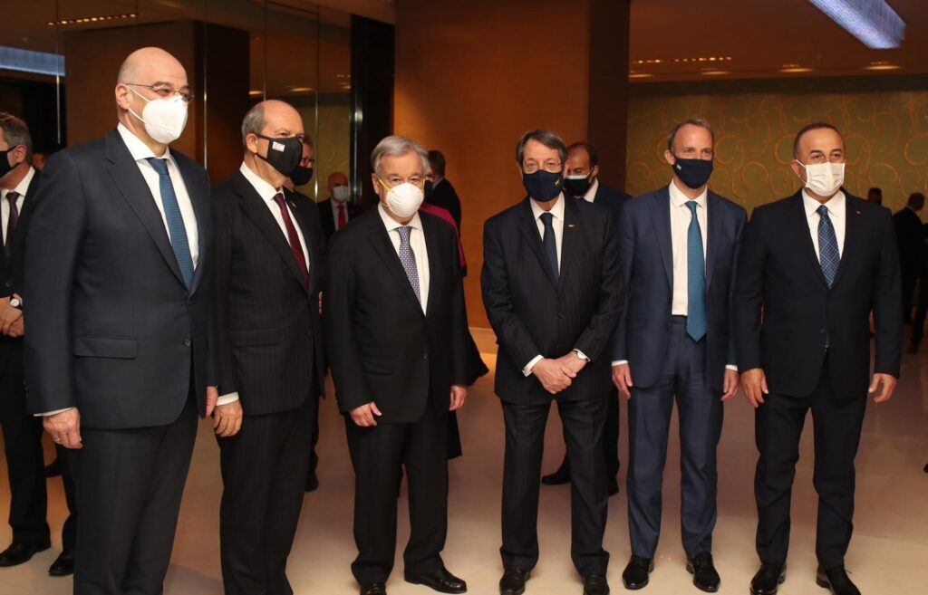 Cenevre’deki Kıbrıs görüşmeleri ikinci gününde