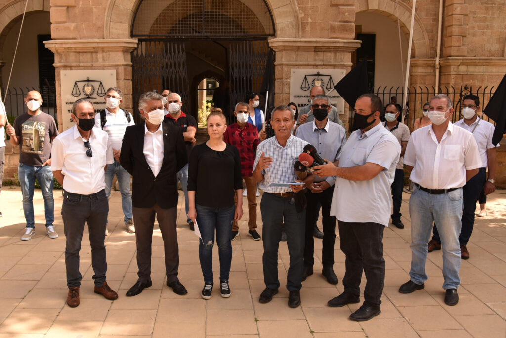 Bakanlar Kurulu ve Bulaşıcı Hastalıklar Üst Kurulu’na dava