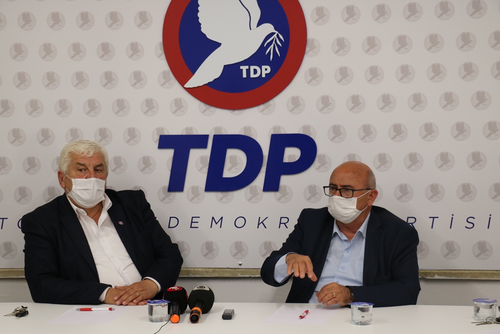 Özğiyit: “Örgütlü yaşamın hedef alınmasına karşı durmaya devam edeceğiz”