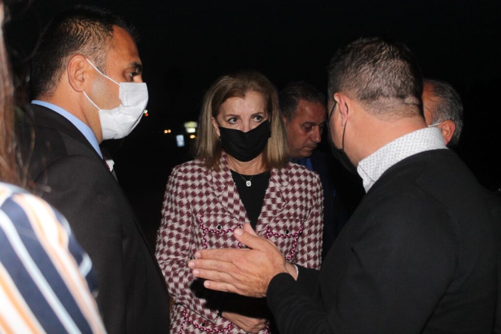 Bakan Canaltay Alsancak’ta incelemelerde bulundu