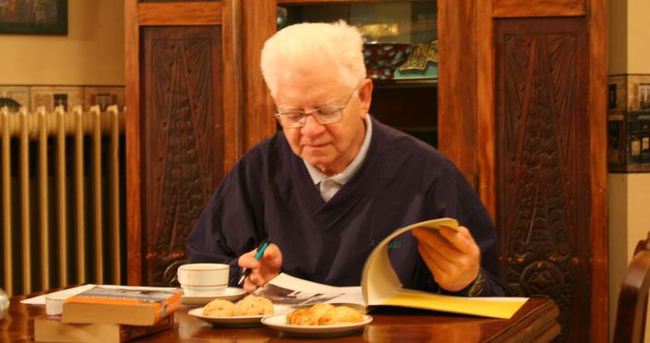 Dünyanın en geç profesörü