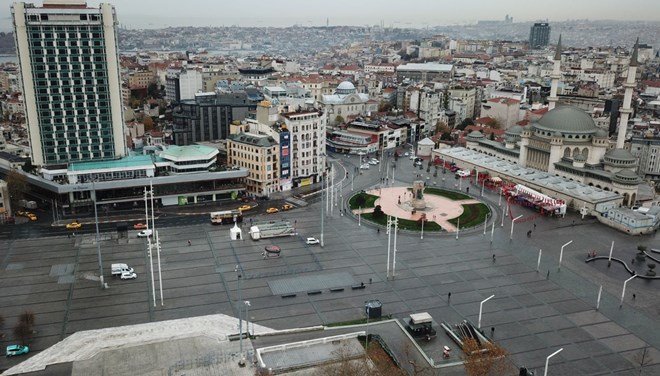 Türkiye’de sokak kısıtlaması bu hafta 3 gün