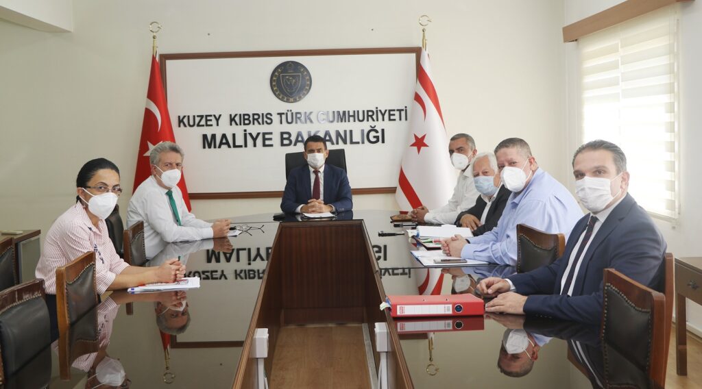 Maliye Bakanı Oğuz, Kamu İş heyetiyle Toplu İş Sözleşmesi’ni müzakere etti