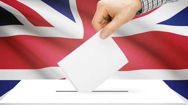 İngiltere yerel seçimler için sandık başında