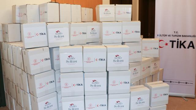 TİKA, KKTC’de 2 bin hijyen paketi dağıttı