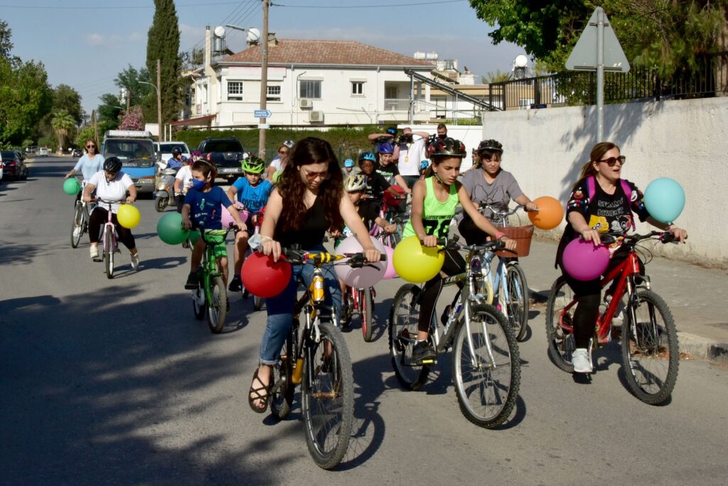 ‘Çocuklar için geleceğe pedalla’