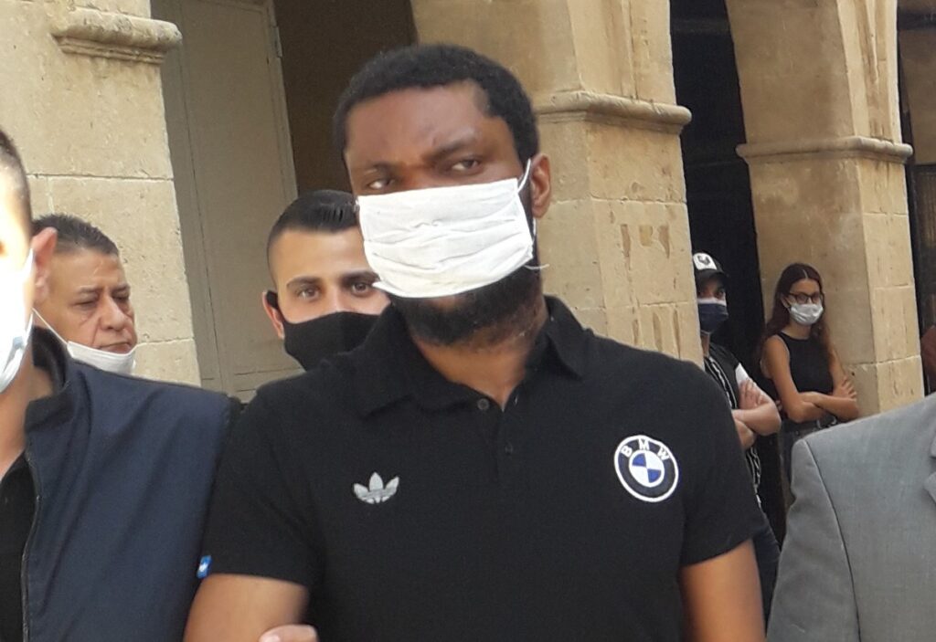 Oturma izinsiz zanlı mahkeme huzurunda