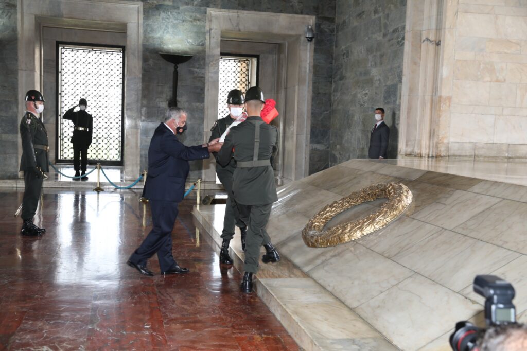 Sennaroğlu Anıtkabir’de