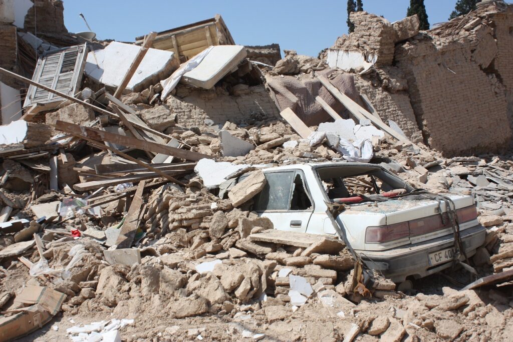 “Gece yarısı gürültüyle uyandık, ne olduğunu anlayamadık”