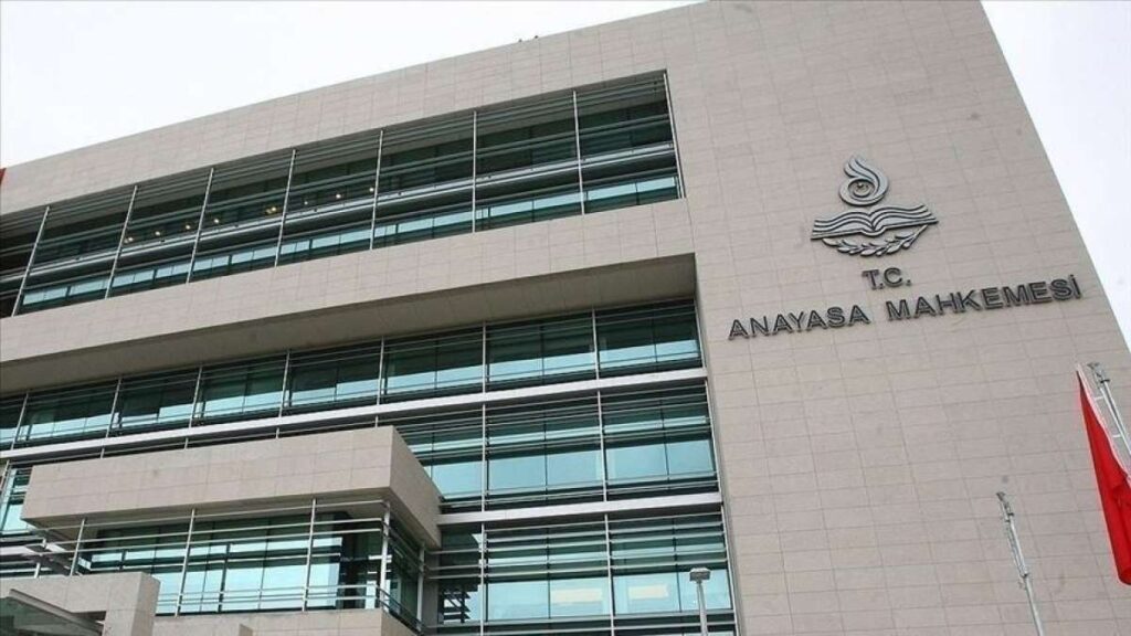 Türkiye Anayasa Mahkemesi, HDP’nin kapatılması istemli davada iddianameyi oy birliği ile kabul etti