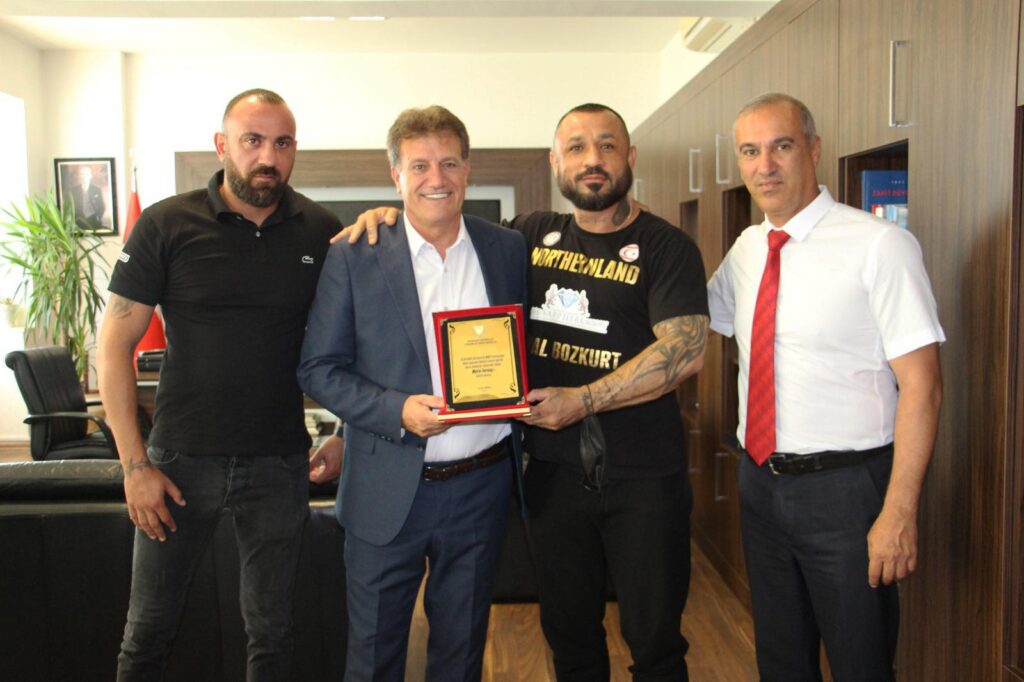 Ekonomi ve Enerji Bakanlığı’ndan Turunç’a plaket