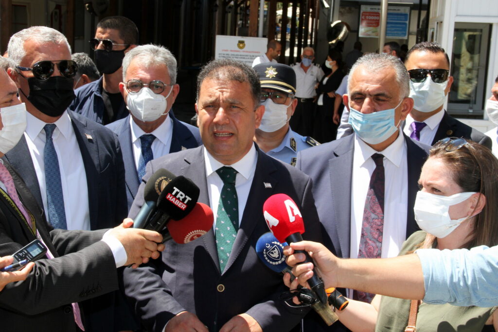 Saner: “Kapıların yeniden açılması iki taraf için de hayırlı olacak”