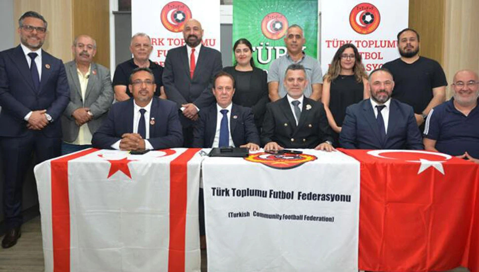 İngiltere Türk Toplumu Futbol Federasyonu Genel Kurulu yapıldı