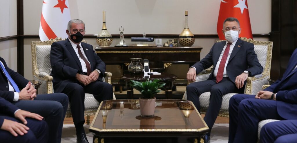 Oktay, Sennaroğlu ve beraberindeki heyeti kabul etti