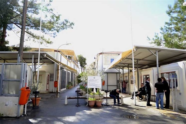Lokmacı sınır kapısında geçişler durduruldu