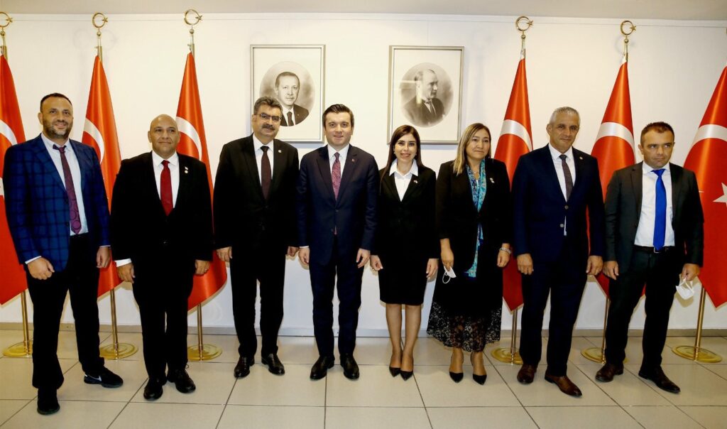 Dostluk Grubu Heyeti, TBMM AB Komisyonu Başkanı Gülpınar ile görüştü