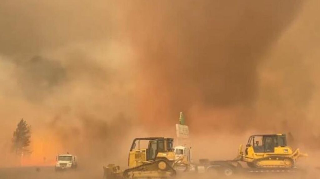 ABD’de ”alev hortumu” felaketi!