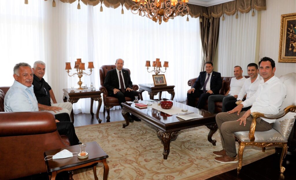 Tatar: “Siyaseten güçlü bir devlet için güçlü bir ekonomik yapı yaratmak önemli”