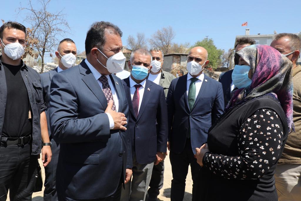 Saner: “Yangından yıkılan 65 konutun inşaasını karşılayacak 17 Milyon TL’yi Oktay’a sunduk”