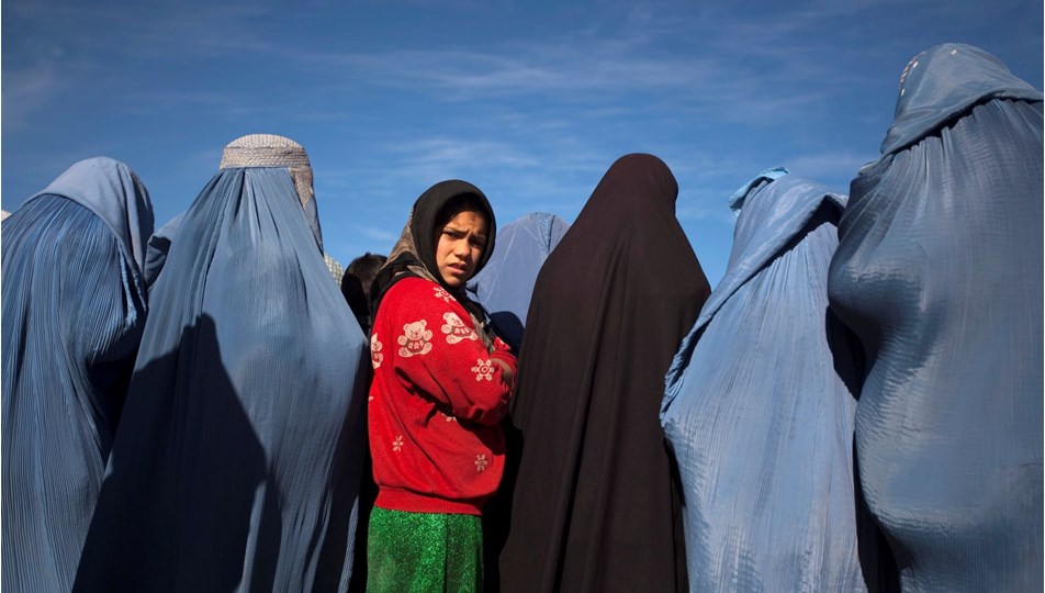 Taliban: “Kadınlar üniversiteye gidebilecekler”