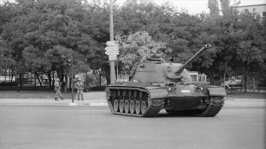 12 Eylül darbesinin üzerinden 41 yıl geçti