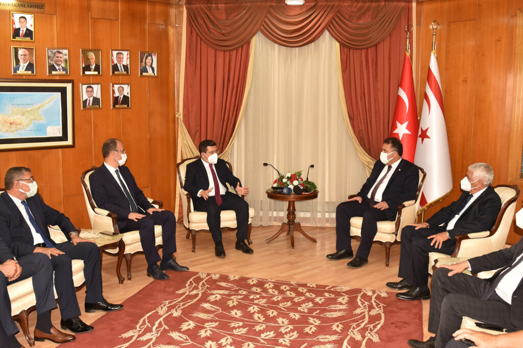 Saner, Kepez ve Akdeniz Belediyeler Birliği heyetini kabul etti