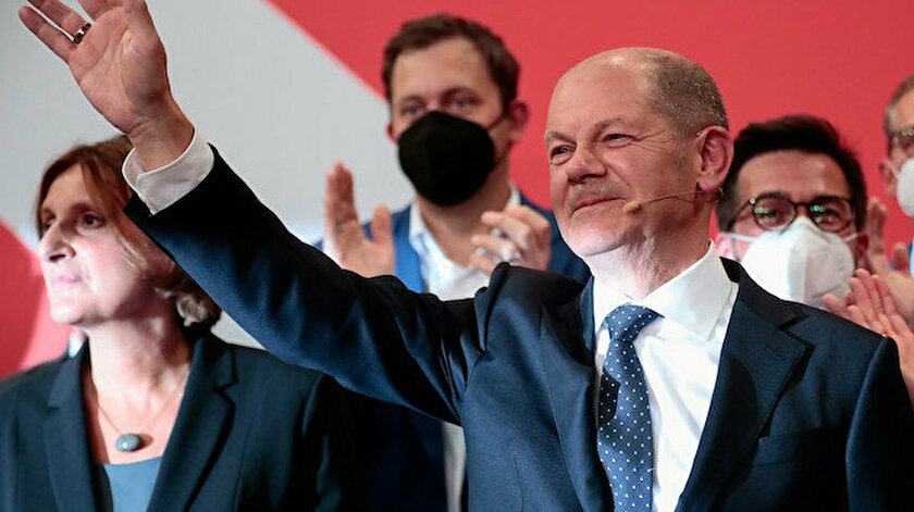 Almanya’daki genel seçimlerden Sosyal Demokrat Parti birinci çıktı