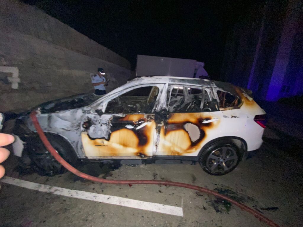 Boğazköy’de park halindeki araç ateşe verildi