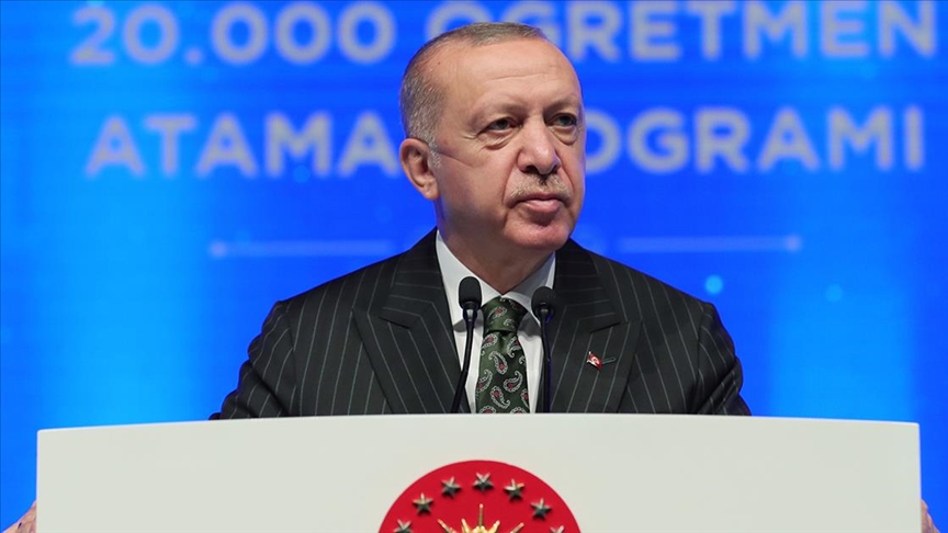 Erdoğan: “Okullarımızı açık tutmakta ve en iyi eğitim öğretimi vermekte kararlıyız”