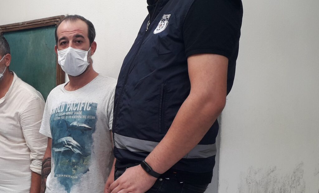 Telefonda tehdit ve küfür etti