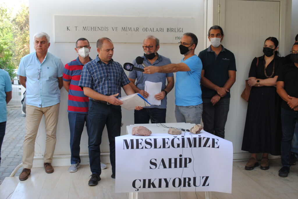 Saner’in mimarlıktan men edilmesi talebiyle başlatılan imza kampanyasına 529 imza