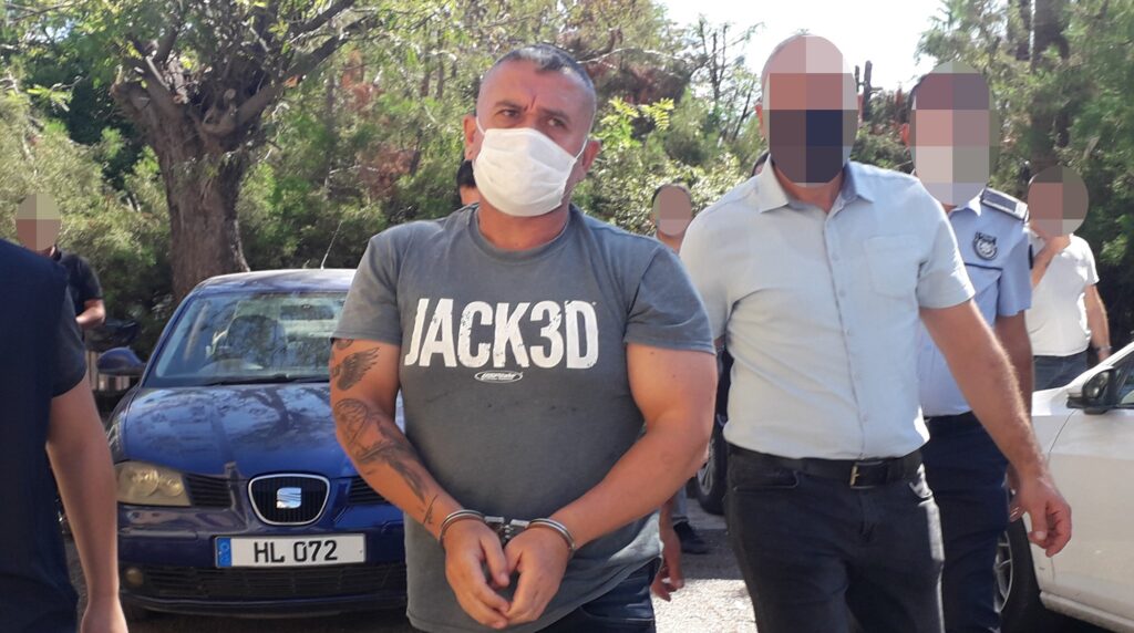 “Eşi ve avukatıyla görüştürülmedi”