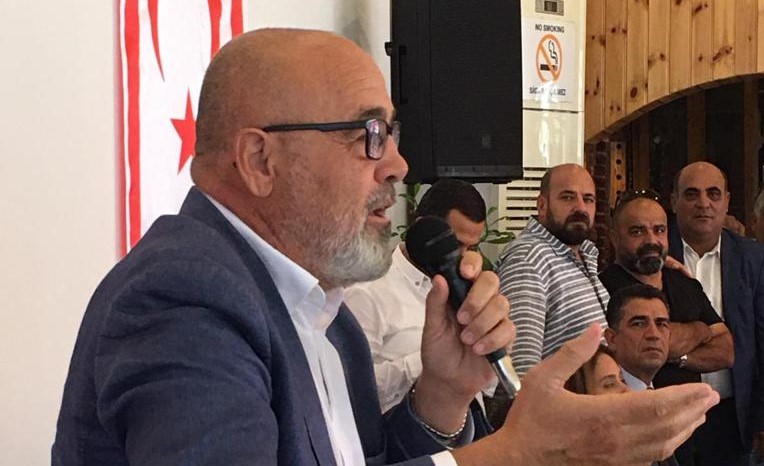 Yönlüer: “Zaroğlu hükümete destek vermeyecek”