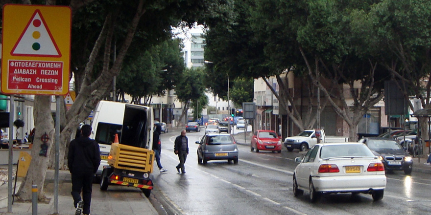 Güney Kıbrıs’ta 2 saat içinde 500 trafik suçu!