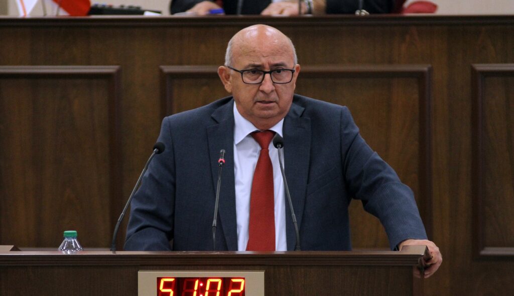 “Gemiyi nasıl yüzdüreceğiz onu konuşmalıyız”