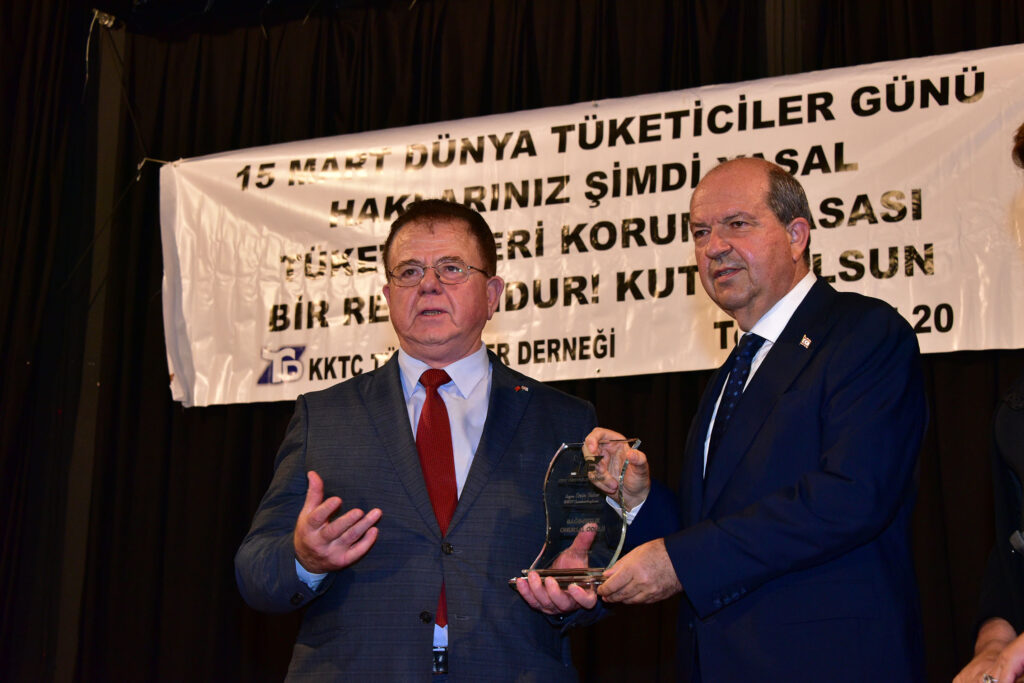 Tüketiciler Derneği, tüketici konferansı ve ödül töreni düzenledi