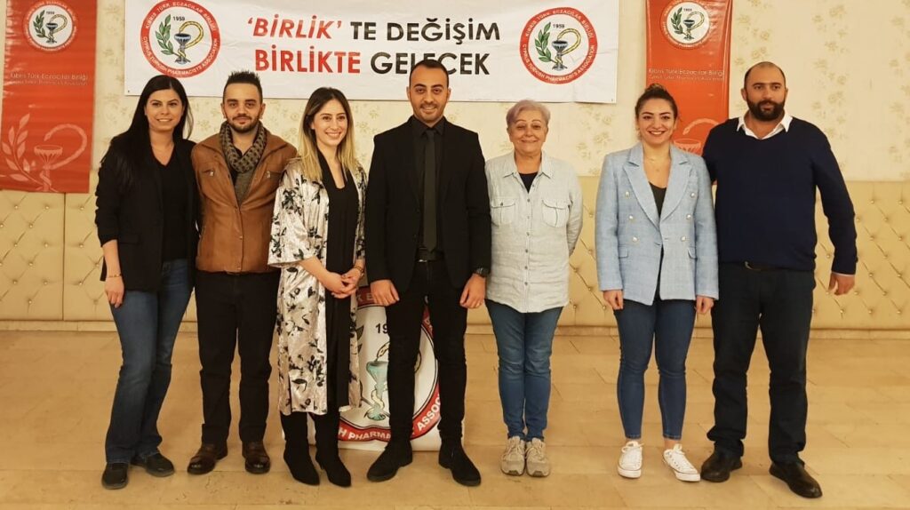 Eczacılar Birliği Başkanı Umut Öksüz