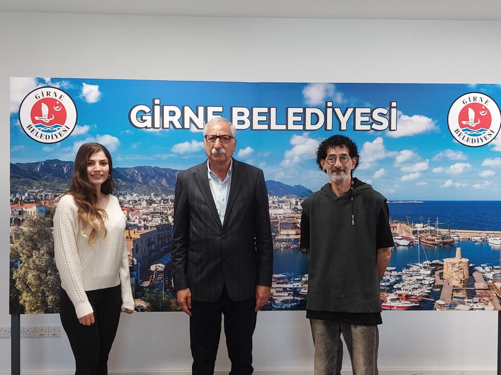 Sanatçılar Özdevrim ve Ekinci 1’inci Uluslararası Resim Çalıştayı’na katıldı