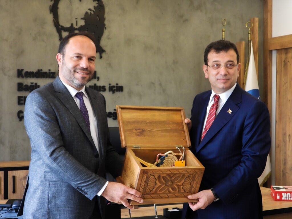 İmamoğlu: “KKTC çok iyi şeylere layık, ne gerekiyorsa yapmaya hazırız”