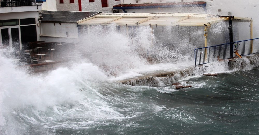 Türkiye’nin birçok ilinde lodos etkili oldu