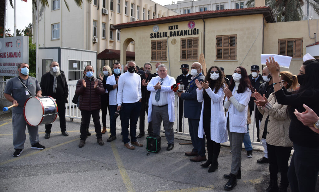 “Hastalarımız ne olacak, nerede tedavi görecek”