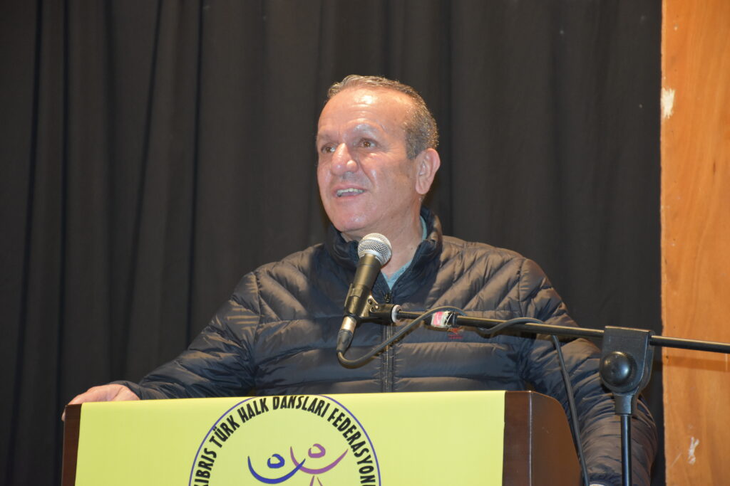 “Halk dansları, Kıbrıs Türk kültürünü gelecek nesillere taşıyor”