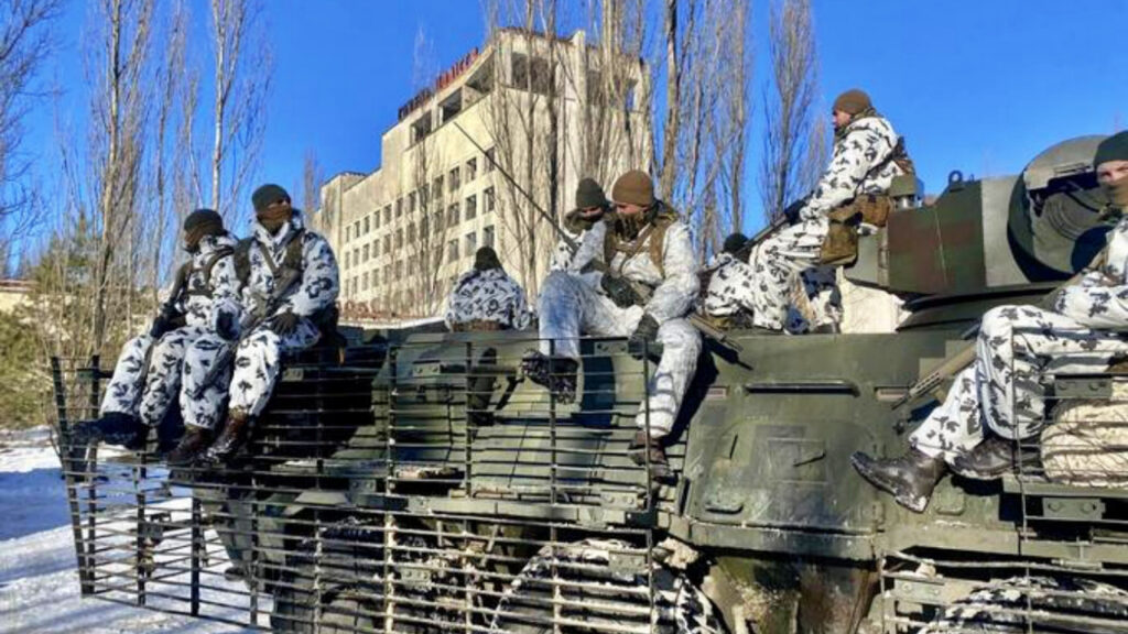 Rus güçleri Çernobil Nükleer Santrali’ni ele geçirdi!