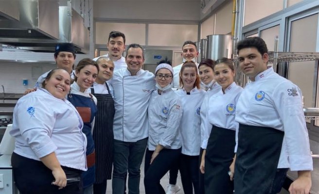 Dünyaca ünlü şefler DAÜ’deydi