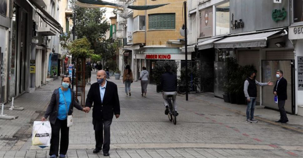 Güney Kıbrıs’ta Covid-19 tedbirleri esnetildi