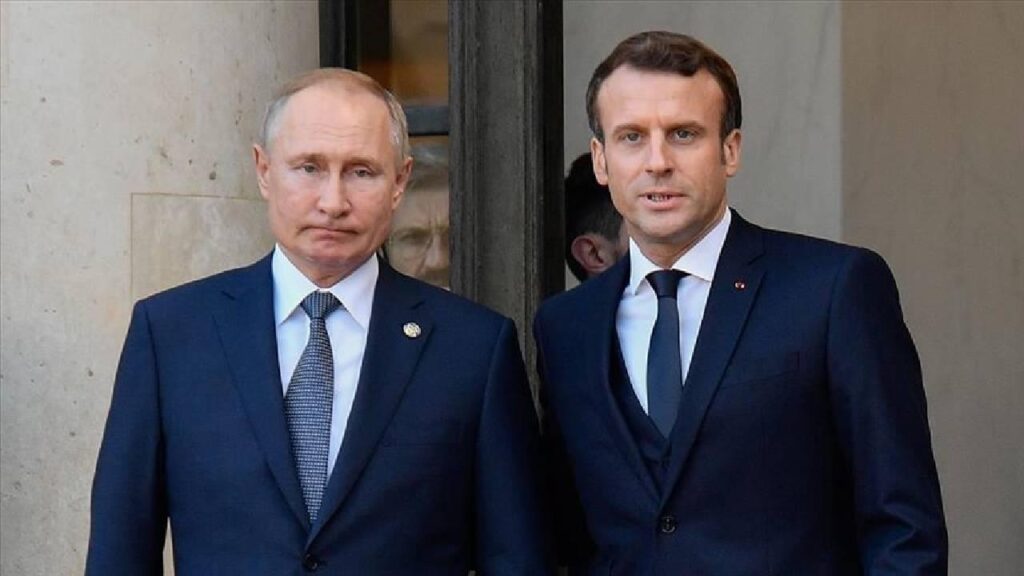 Putin ve Macron, Ukrayna krizini görüştü
