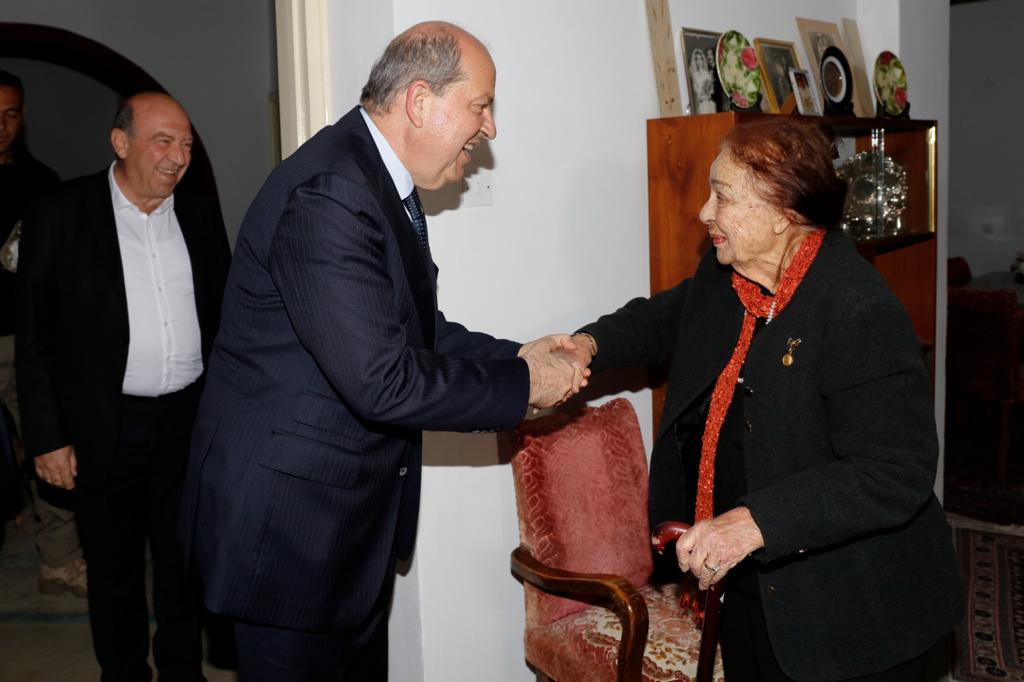 “Kıbrıs Türk kadını, yaptığı çalışmalarla varoluş mücadelemize katkıda bulunmuştur”